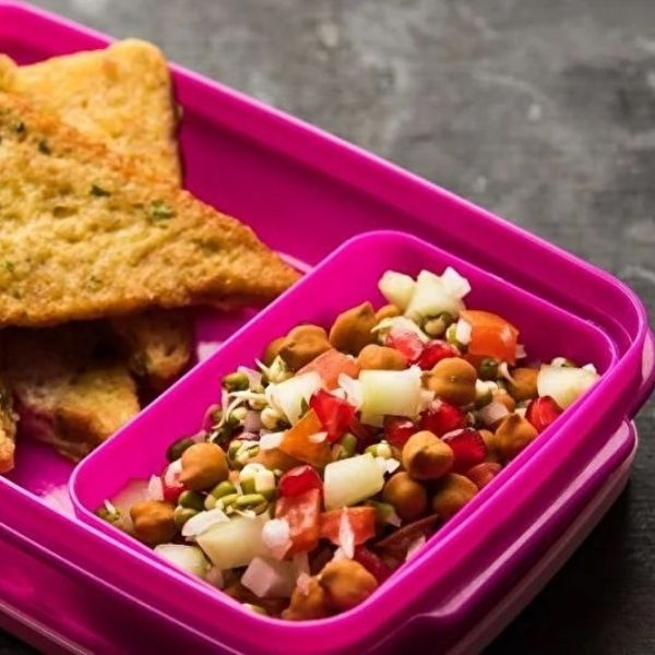 Healthy Snacks That Should Be in Your Lunchbox